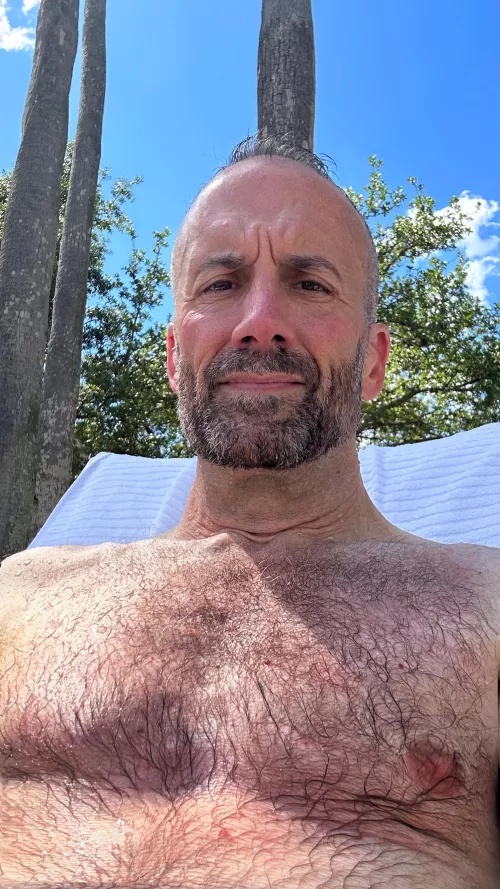 The first sunbathing of 2023.