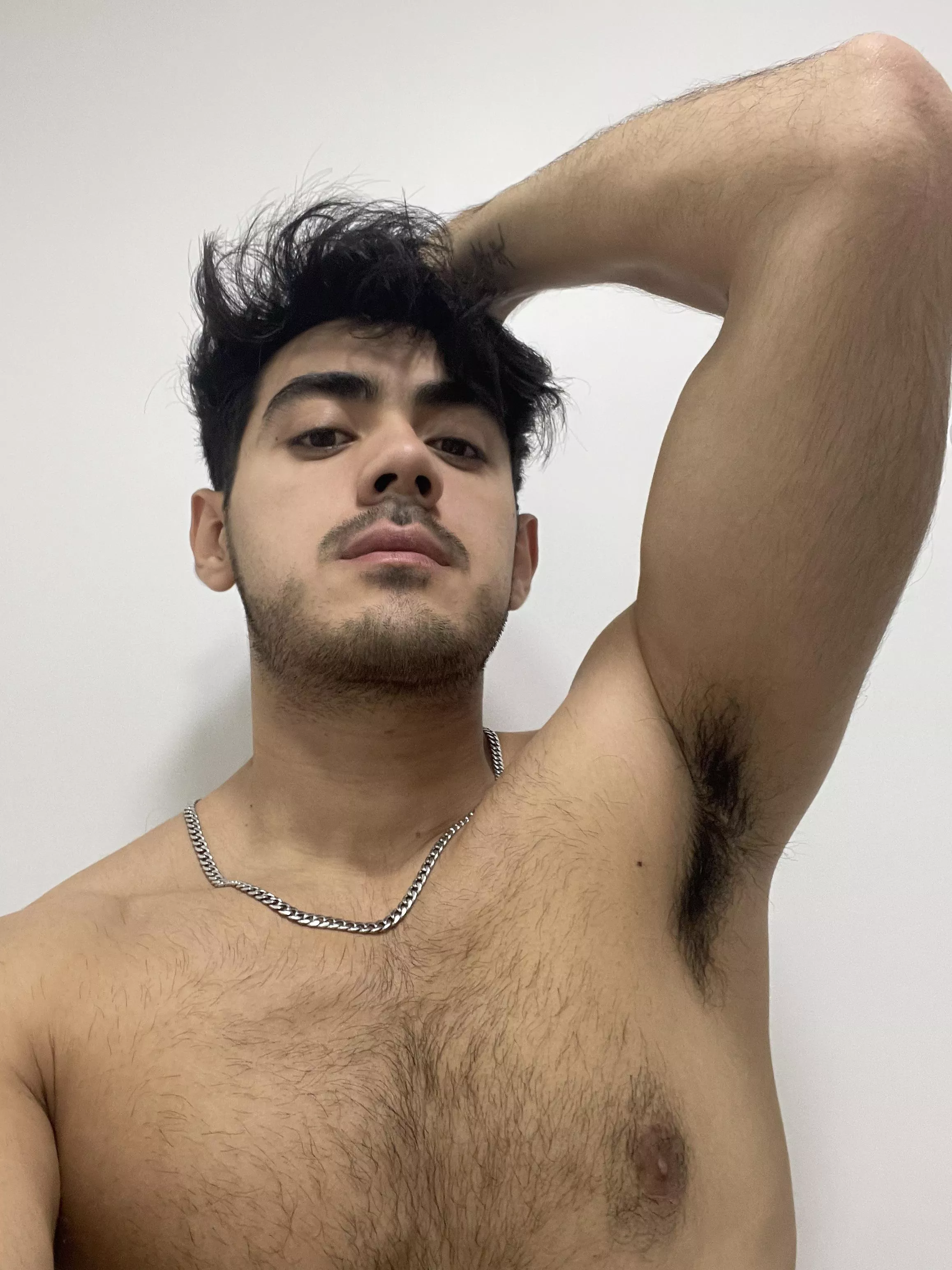 Would you like suck my armpits?