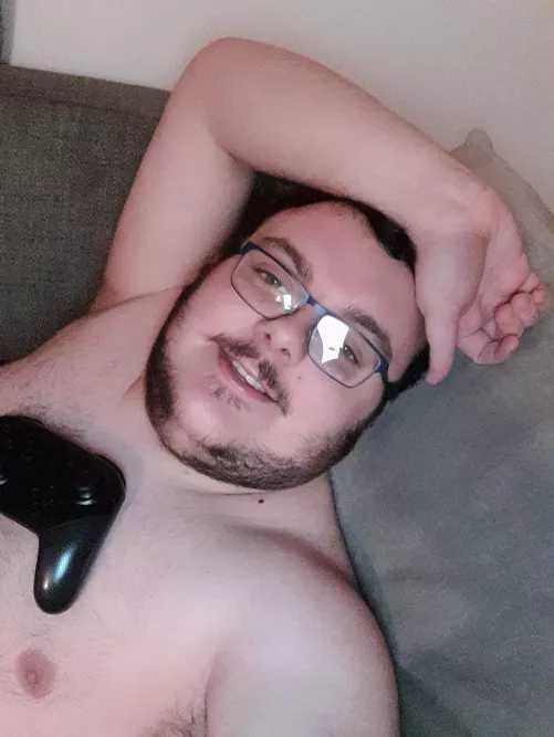 22 m gay chub vers. How is everyone doing?