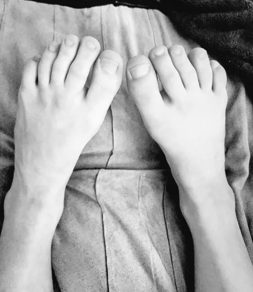 Black & White Barefoot.