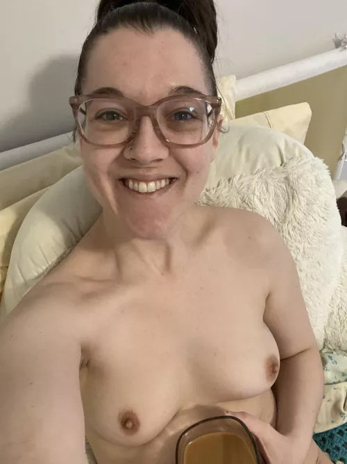 Just dropping by to say hi…Hi! 😄