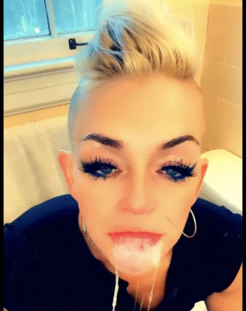 Let me kiss you [oc]