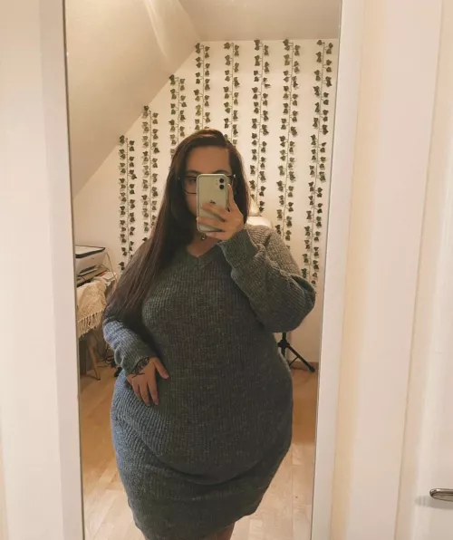 Looking for a feeder/boyfriend