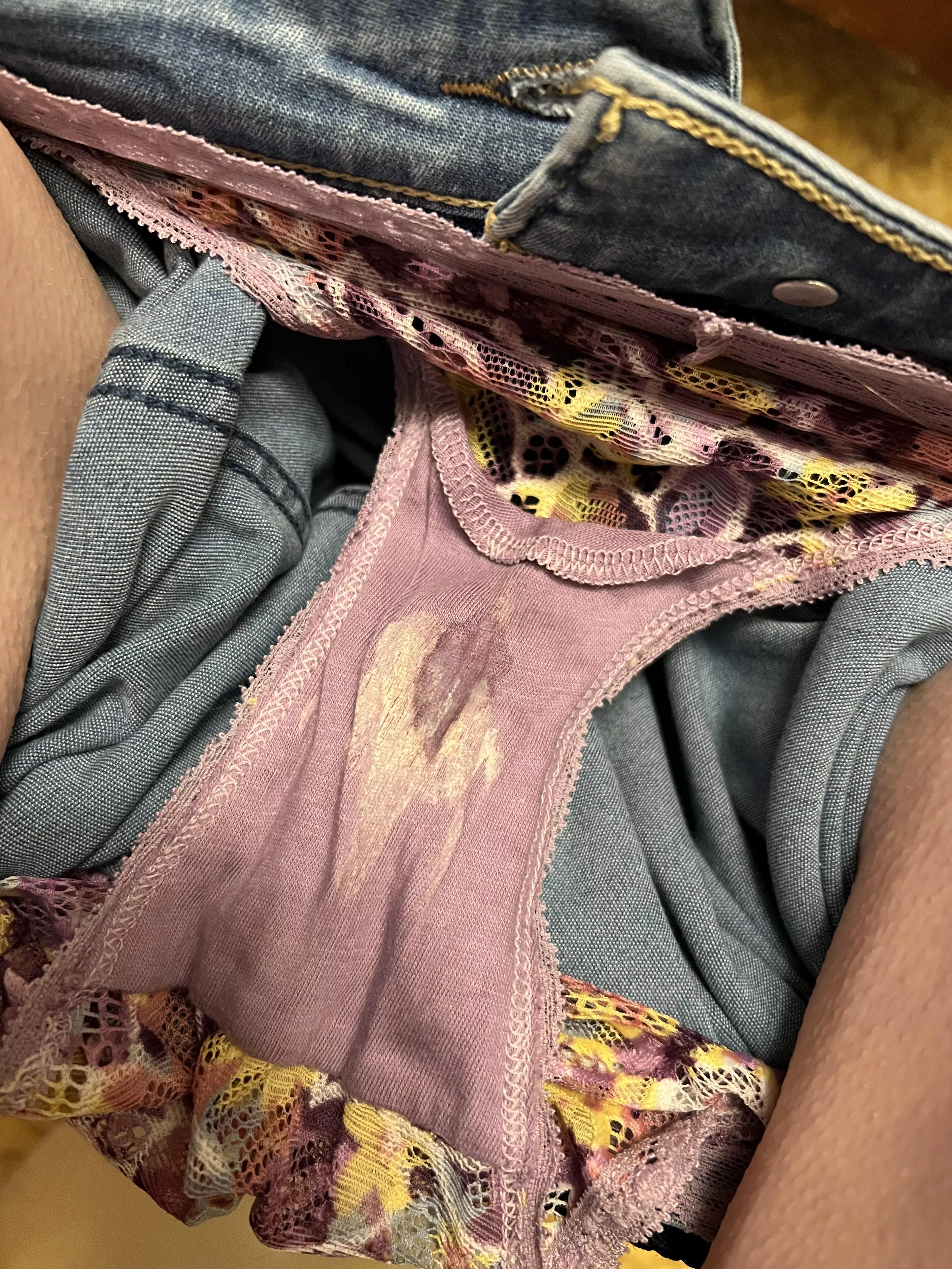 My pussy is like a paint brush & the cotton pocket gusset is the canvas, making these sexy colorful cheeky laced panties the perfect masterpiece of dried crusty & wet grool!