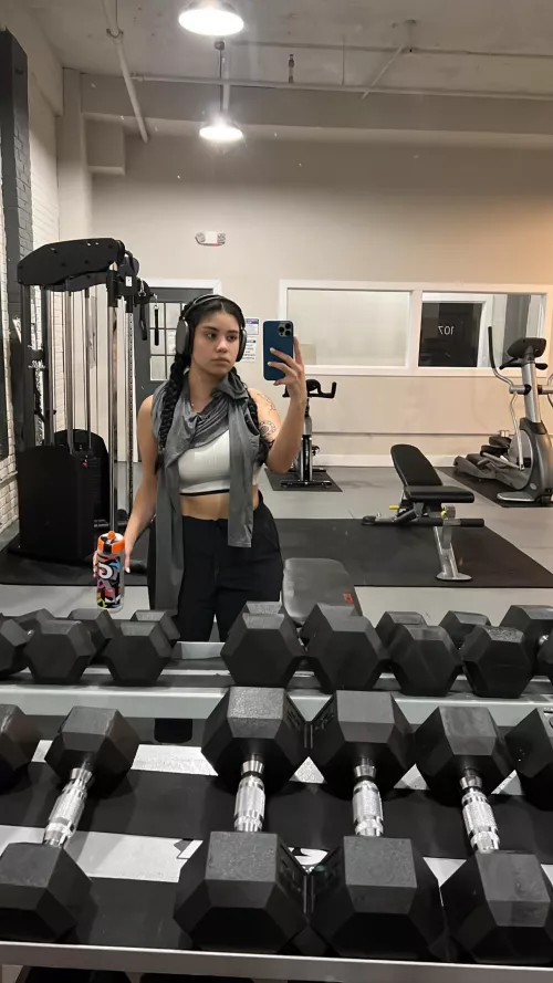 So sweaty ahhh 🏋️‍♀️