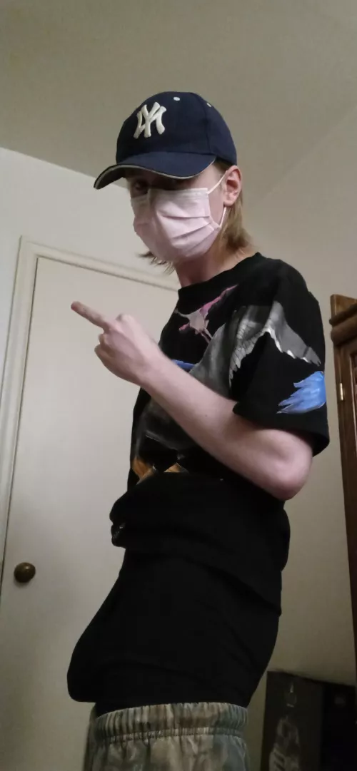 what are you looking at >:3