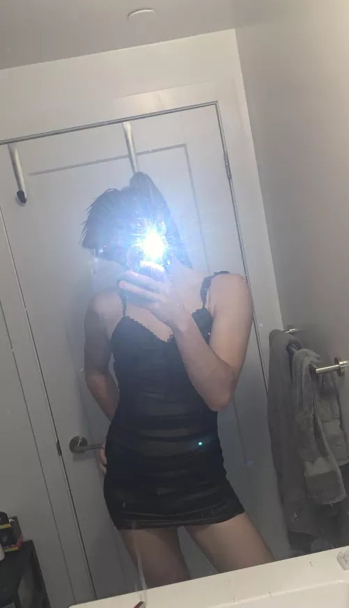 Who likes my new outfit today felt like it was a little to tight on me🥵