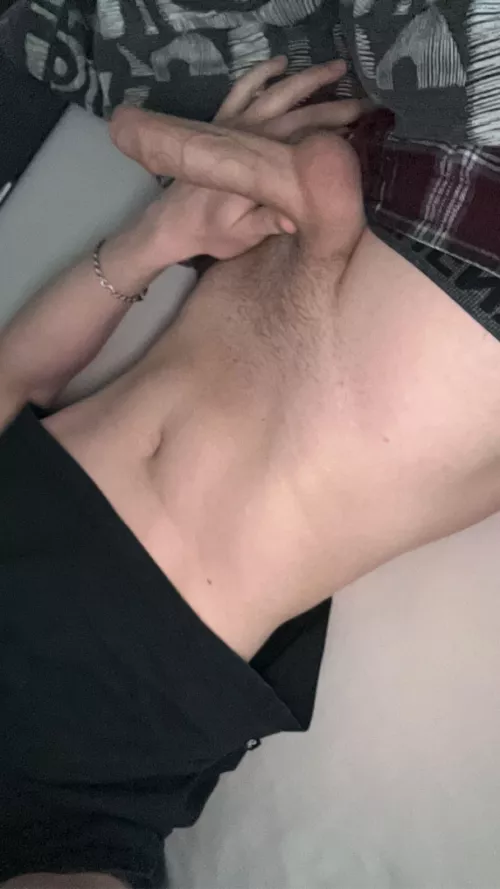 19m uncut student SC: harrypowers23