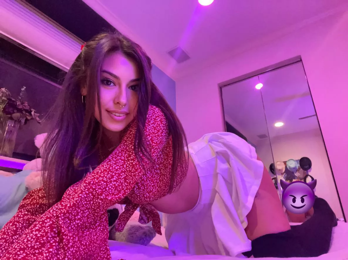 I wanna be your dirty little girl & dirty little secret