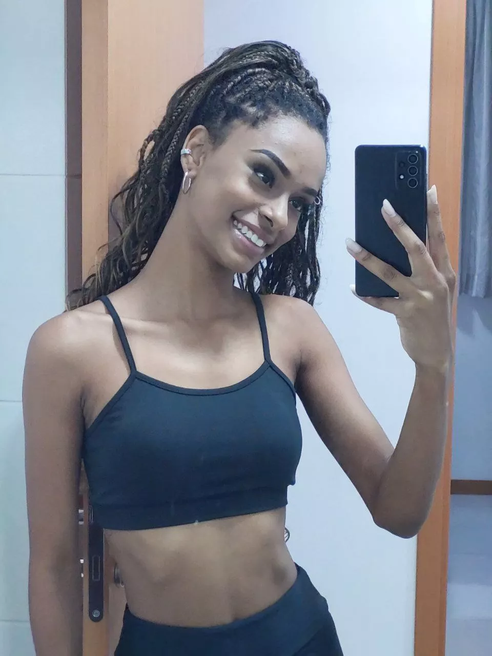 I'm not just another pretty face, I'm unforgettable.