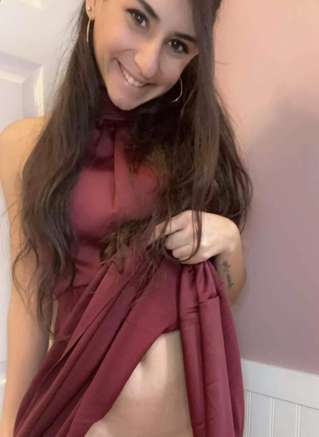 Instant access to Explicit FULL Length raw videos & over 900+ pics/vids 💎Customs💎Video Calls💎JOI/Rates💎Fetish 💎Online Girlfriend💎