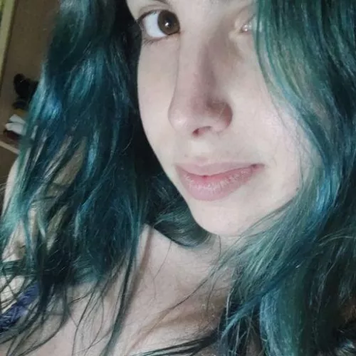 Just living life and loving every minute of it. 🌟 [20F]