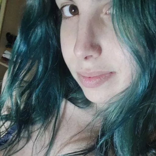 Just living life and loving every minute of it. 🌟 [20F]