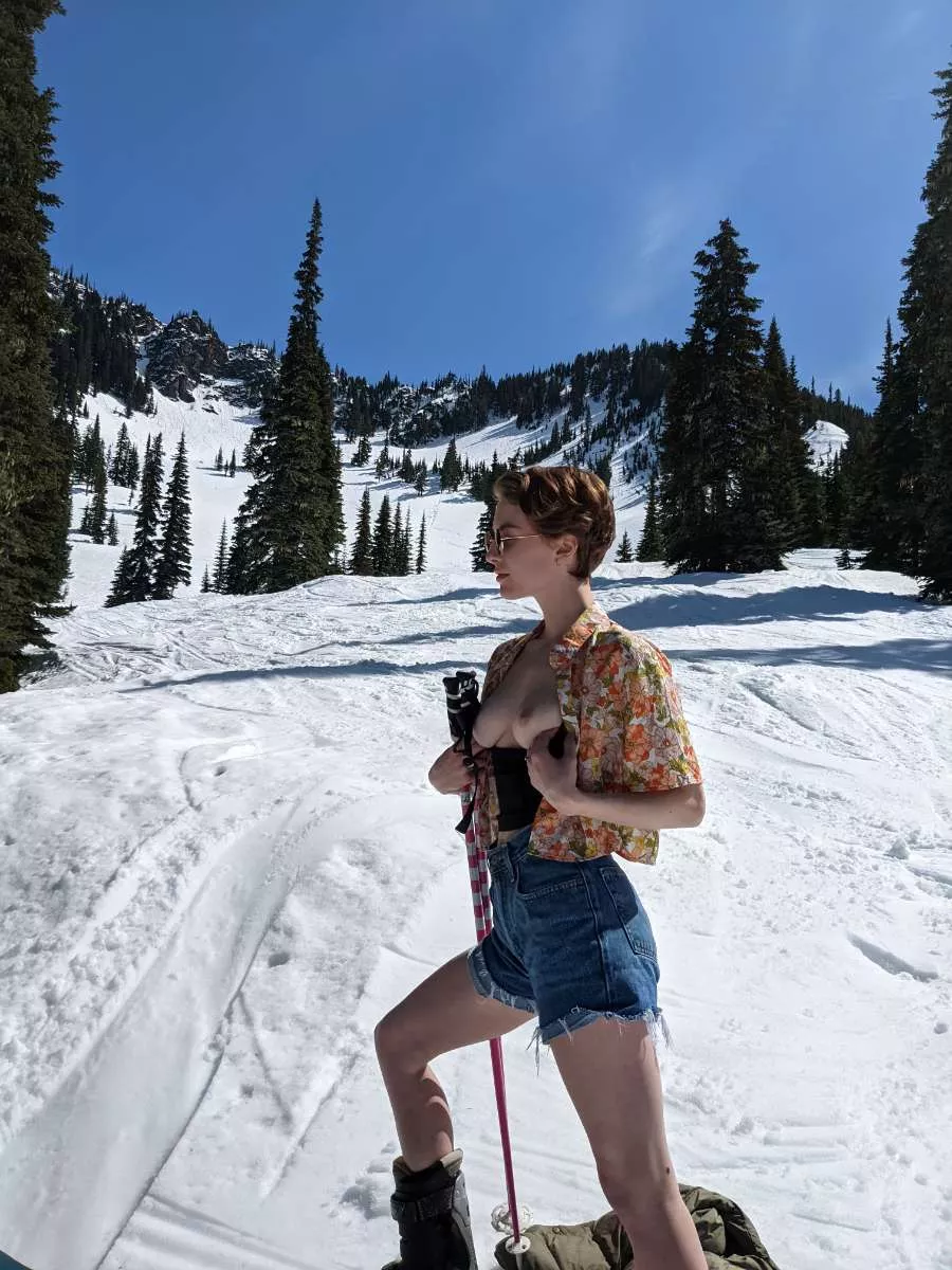 Life's more fun when you stop giving a fuck 🤟