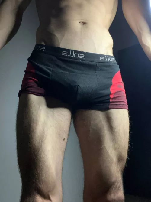 Underwear and venous body 😜