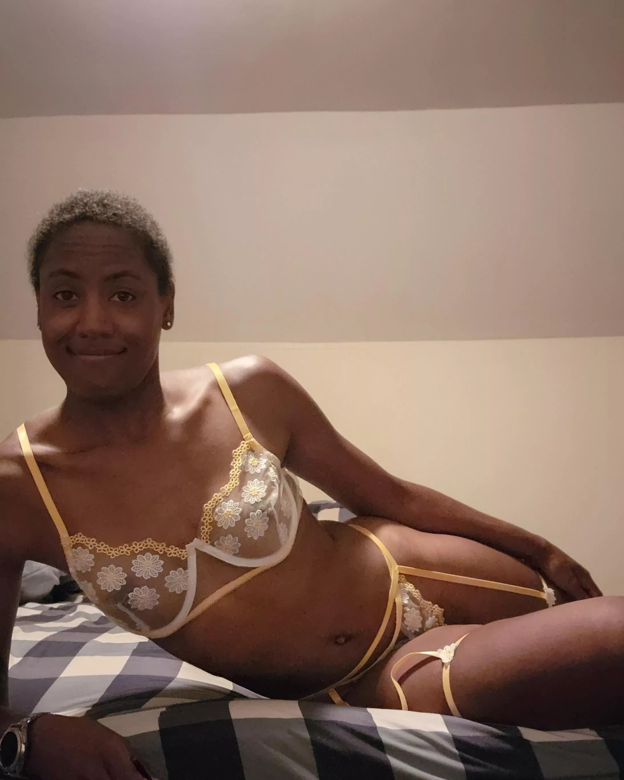 Wanna watch me take it off?