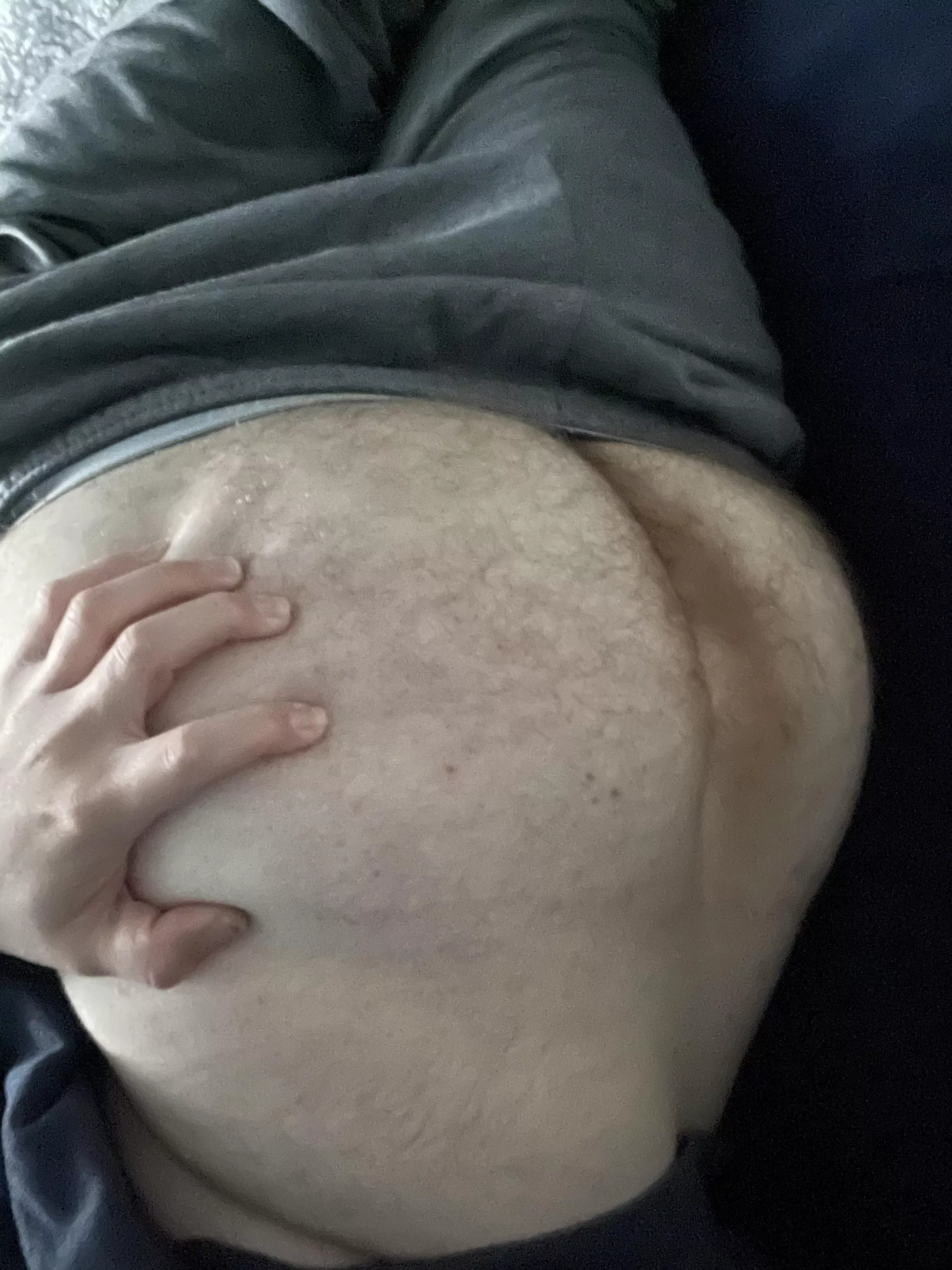 22 Anyone feel the need to breed? DMs open 😉