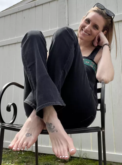 Come Chill With Your Girl