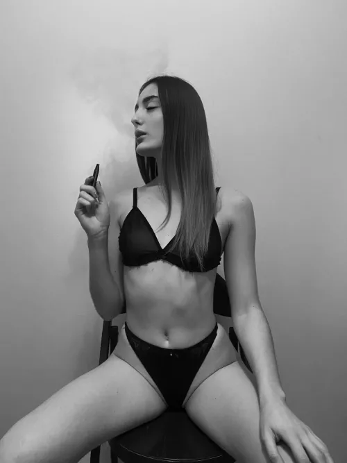 Do you like smoking girls?