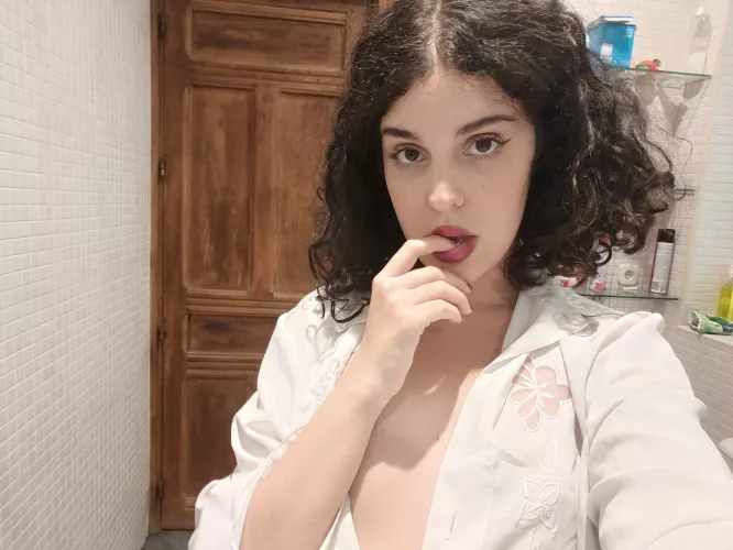 Enjoy this day, sweetie! [Over 18] Cuban / Spanish