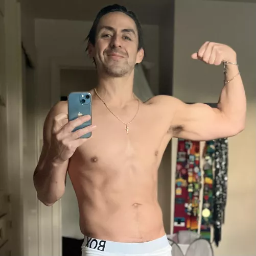 Flex Friday! We did it, boys! What’s something great that happened to you this week? Don’t be shy. Brag!