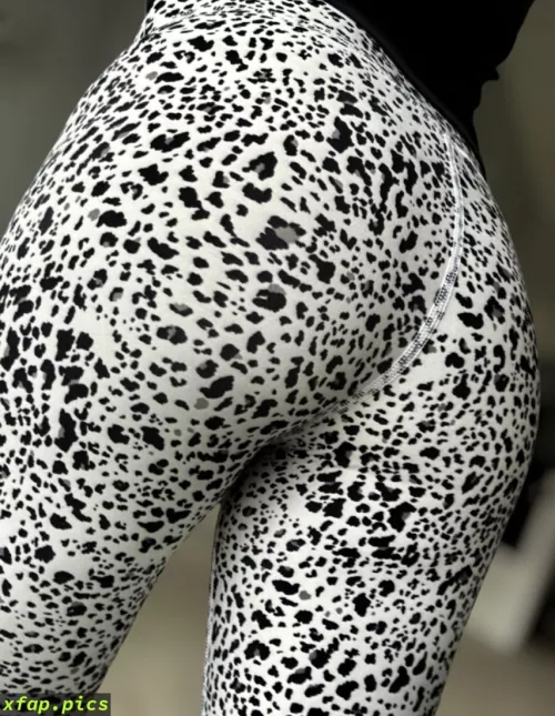 For those of you that wanted me to wear more of a pattern....