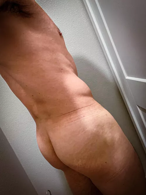 Here’s my rear end to celebrate the end of the week.