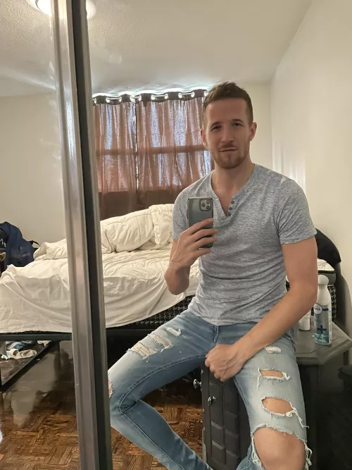 Hey guys! I’m dressed for summer but it’s not quite there yet. Who lives somewhere warm? 🫠😜🤪🥵