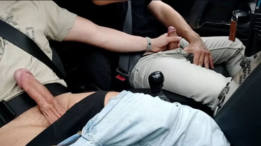 How do you pay the uber rides?