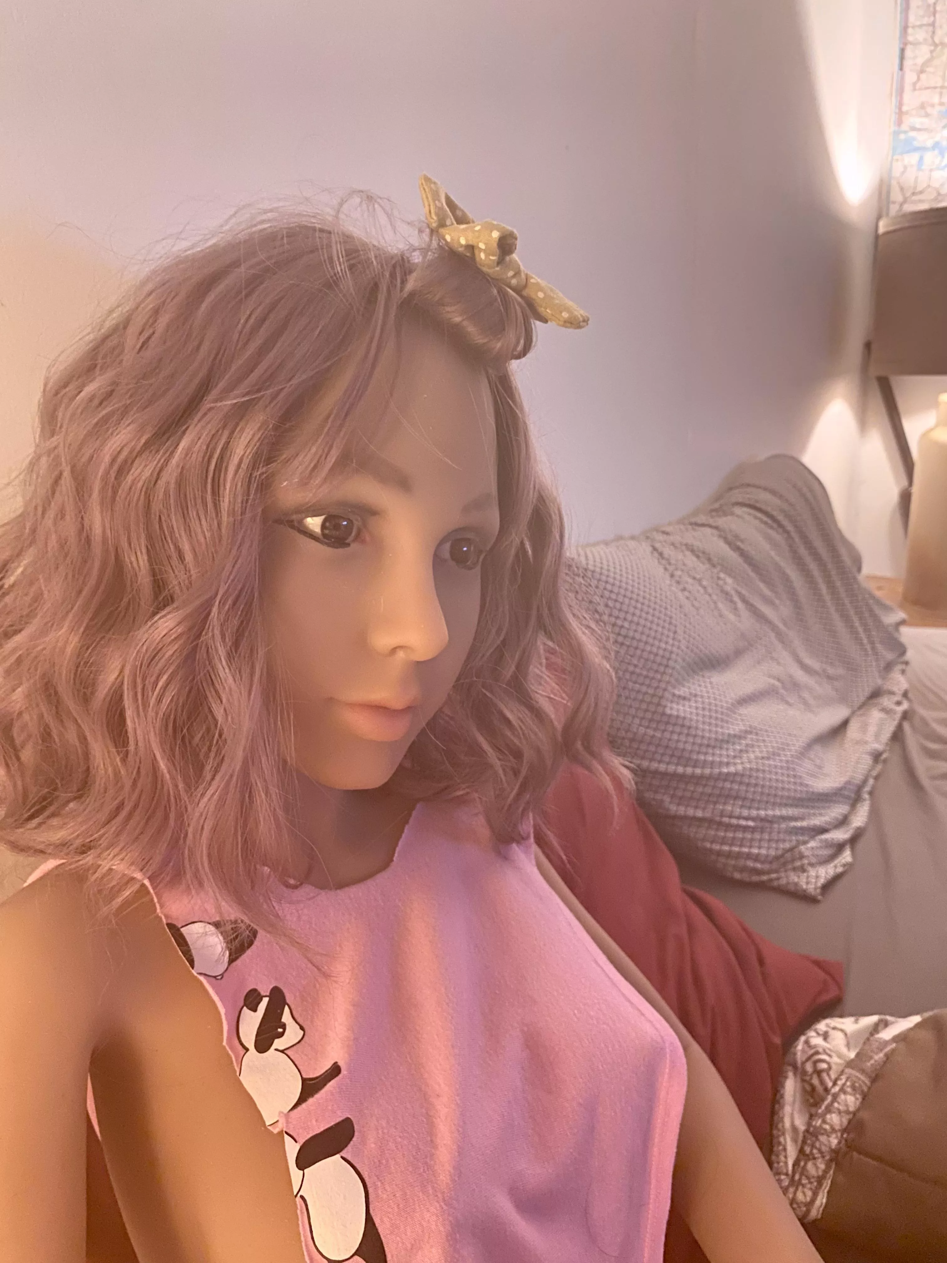 I can’t help but to stare at her daze away at falling night