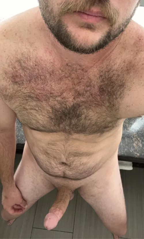 I hope you like dad bods and BWC 😈