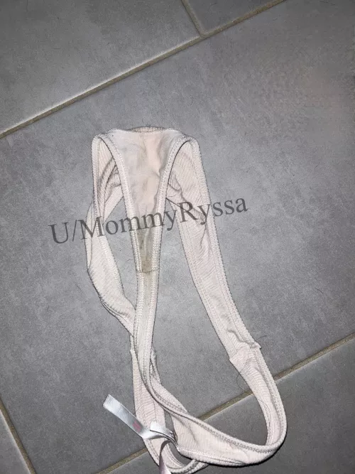 I love how my dirty asshole eats my thongs and makes a mess