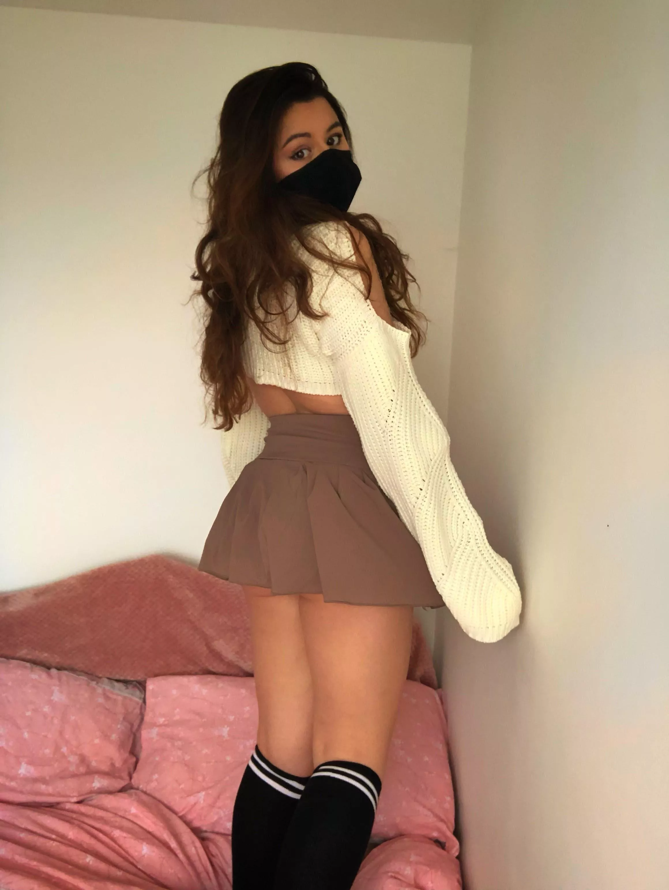 I think my skirt might be too short...