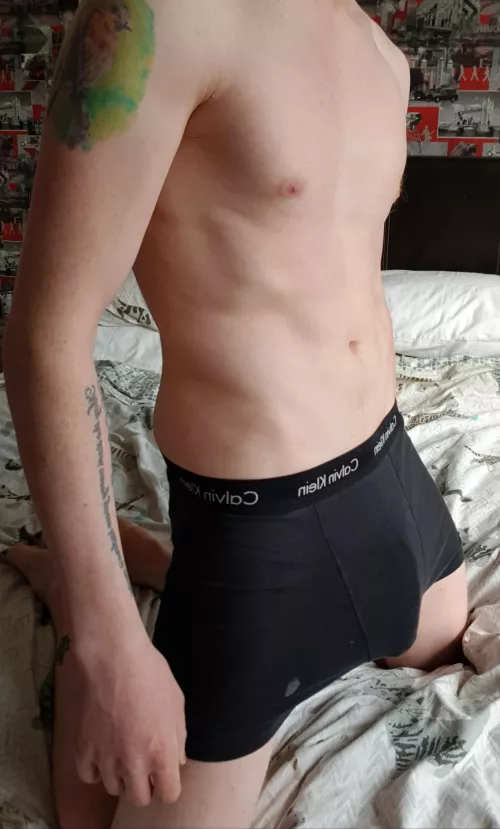 If one of my posts today gets over 1k I'll start showing my face too