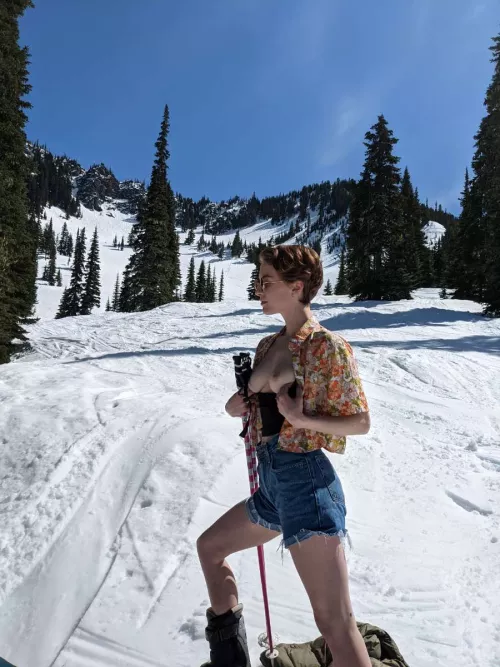 Life's more fun when you stop giving a fuck 🤟