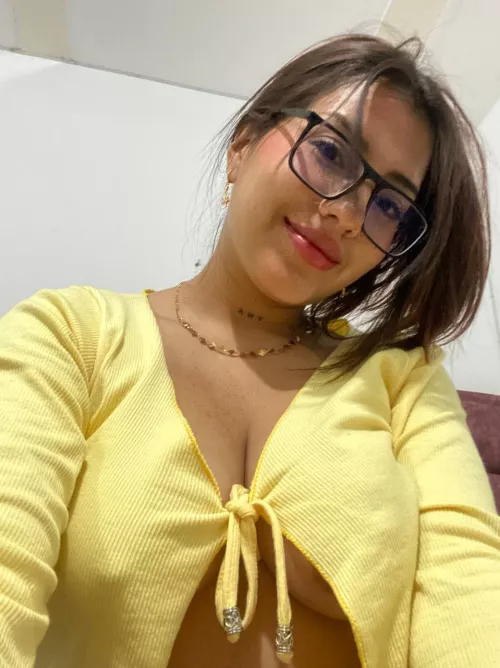 pokies in yellow