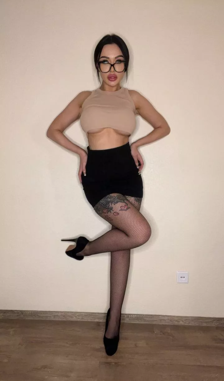 Ready to discuss our tasks under your desk