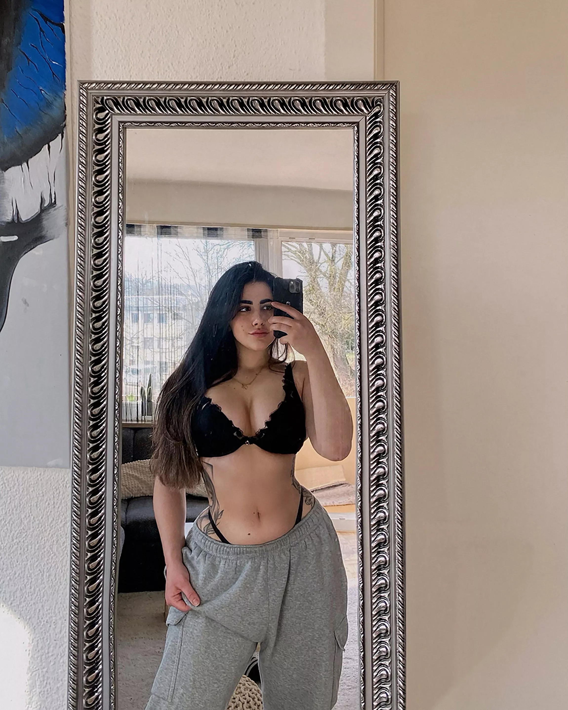 Take off my bra and enjoy my boobs