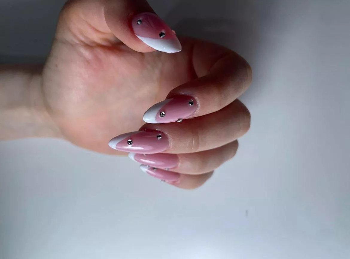 This nails can scratch you hard