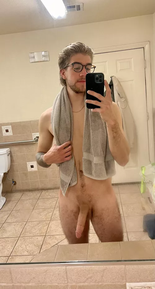 Wanna come join me in the shower? 😈😏