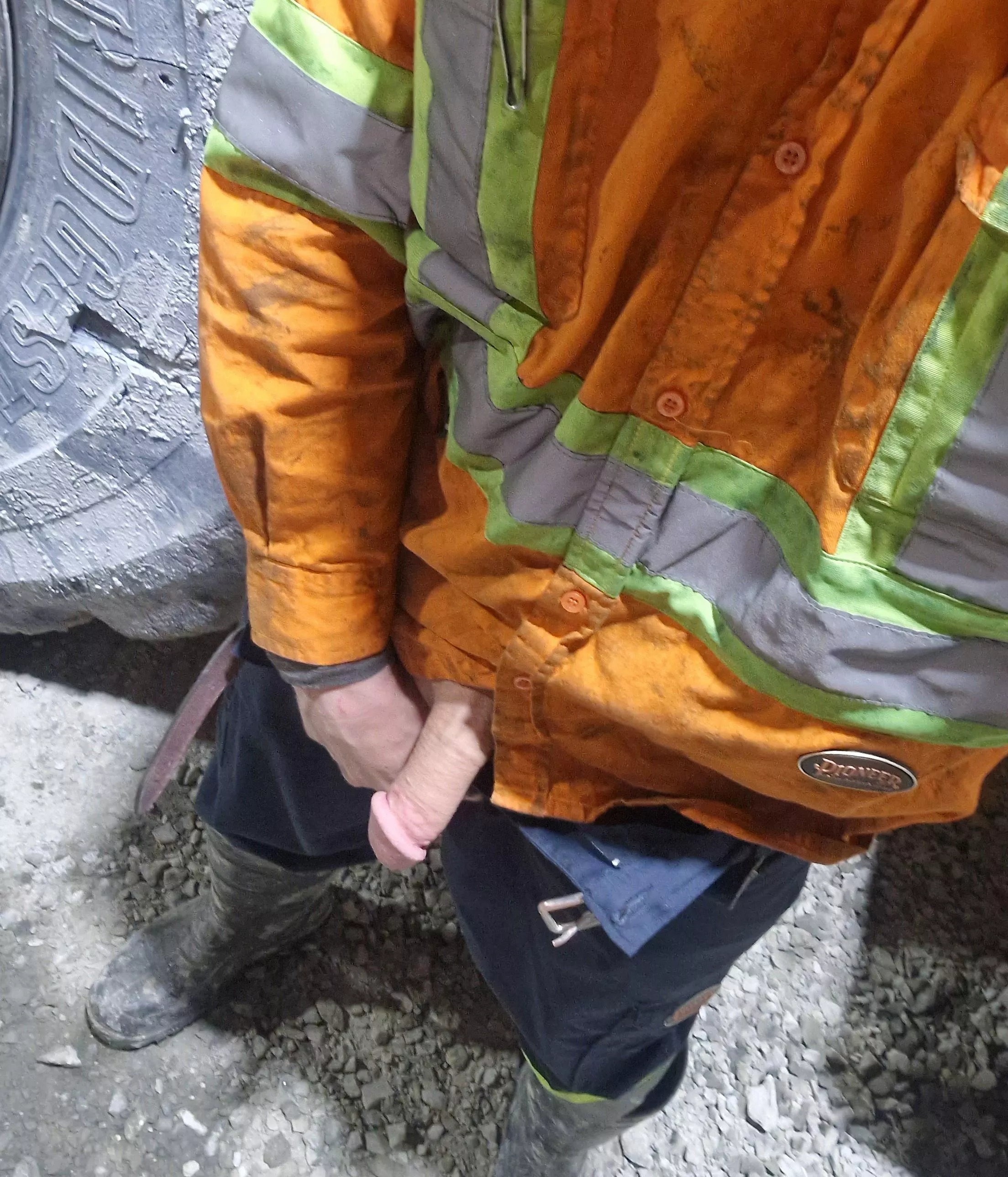 Who appreciates a work flash? [34]