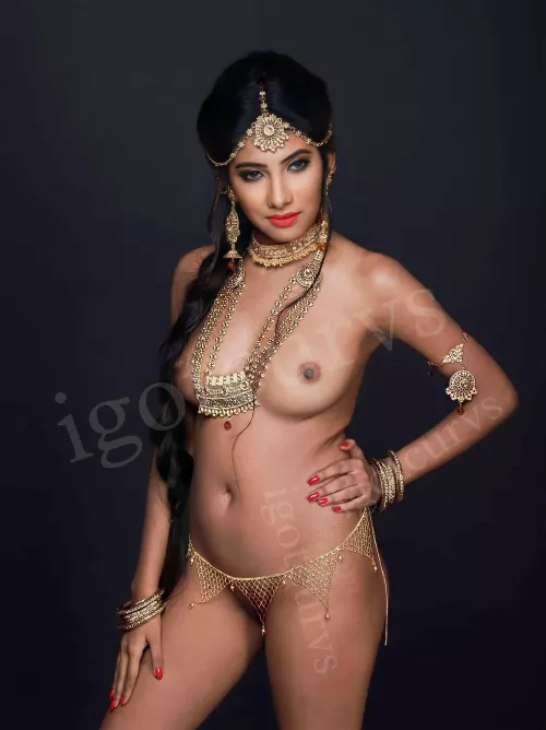 Would you sketch like Jack sketched Rose? [F]