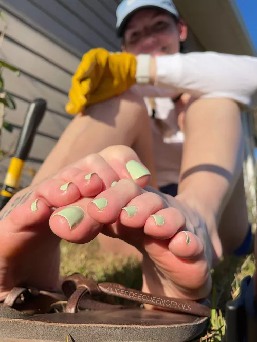 You can enjoy my toes while I take a quick break from yard work 😉