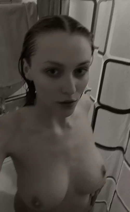 cum shower with me <3