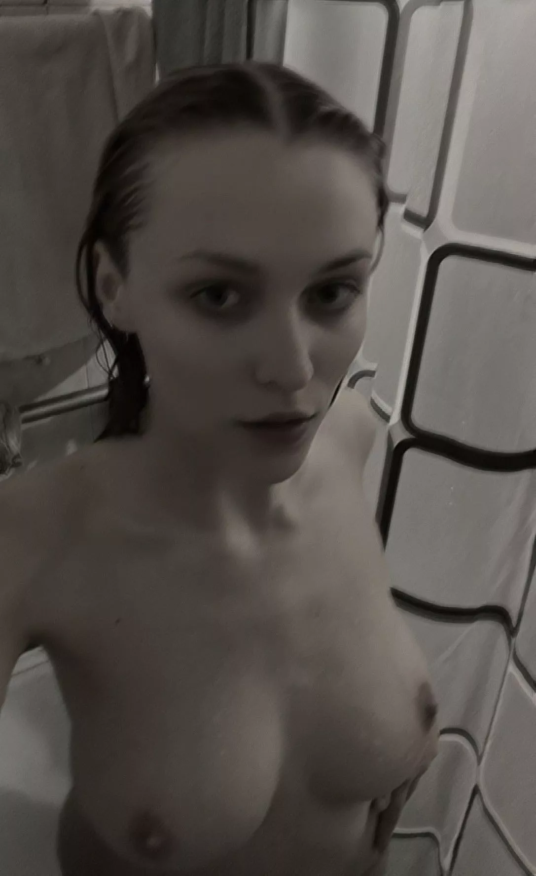 cum shower with me <3