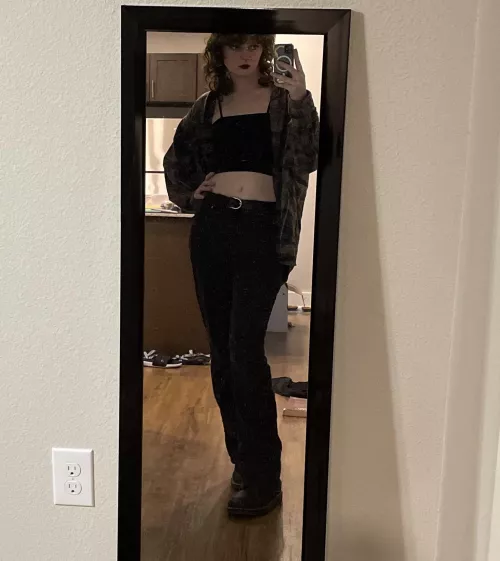 do i look good in black lipstick? ☺️