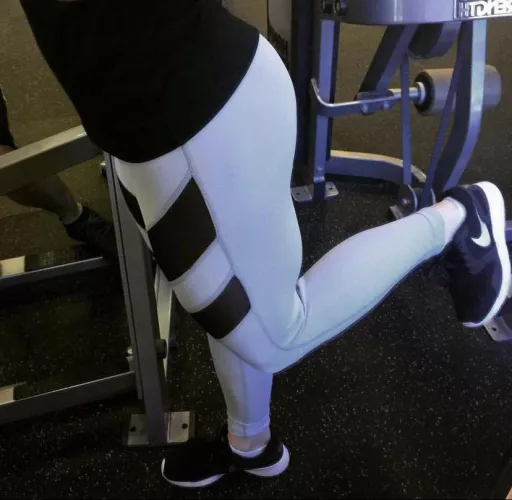 [F] (oc) see through leggings and no panties on a leg day Saturday ;) Gym then a wedding party tonight, what can we get into :)