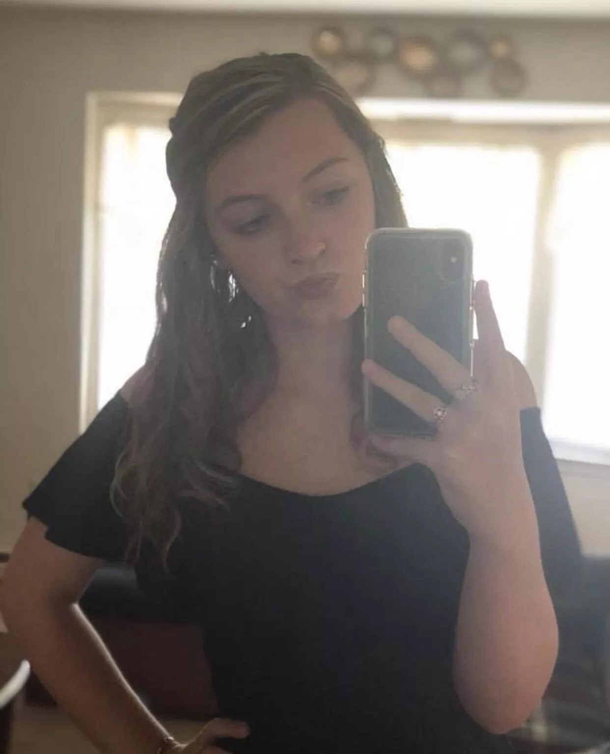 Hmu for more pics of my 22 wife she loves to play