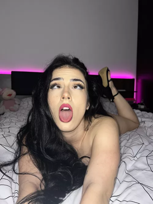 I wonder how many guys would pound my ass