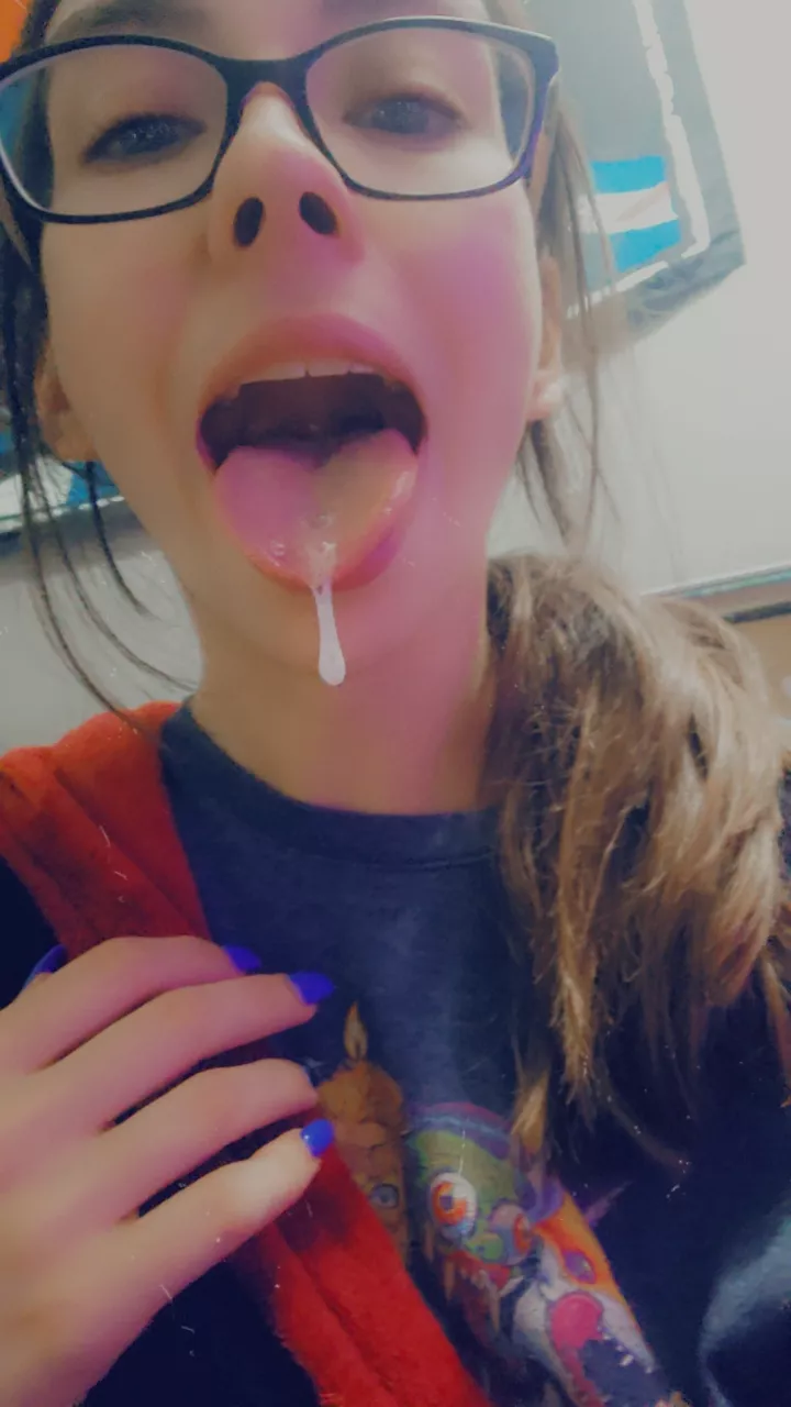 I'd leave your dick dripping in my spit 🤤🤤🤤 [oc]